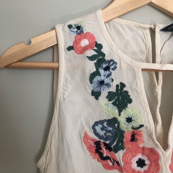 French Connection Floral Top - Picture 2 of 3